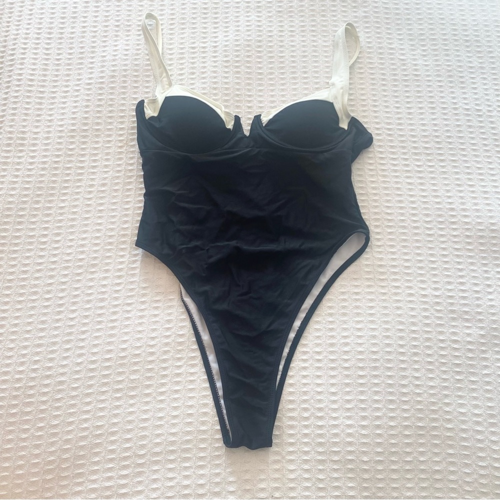 Black and White colorblock one piece Swimsuit Large